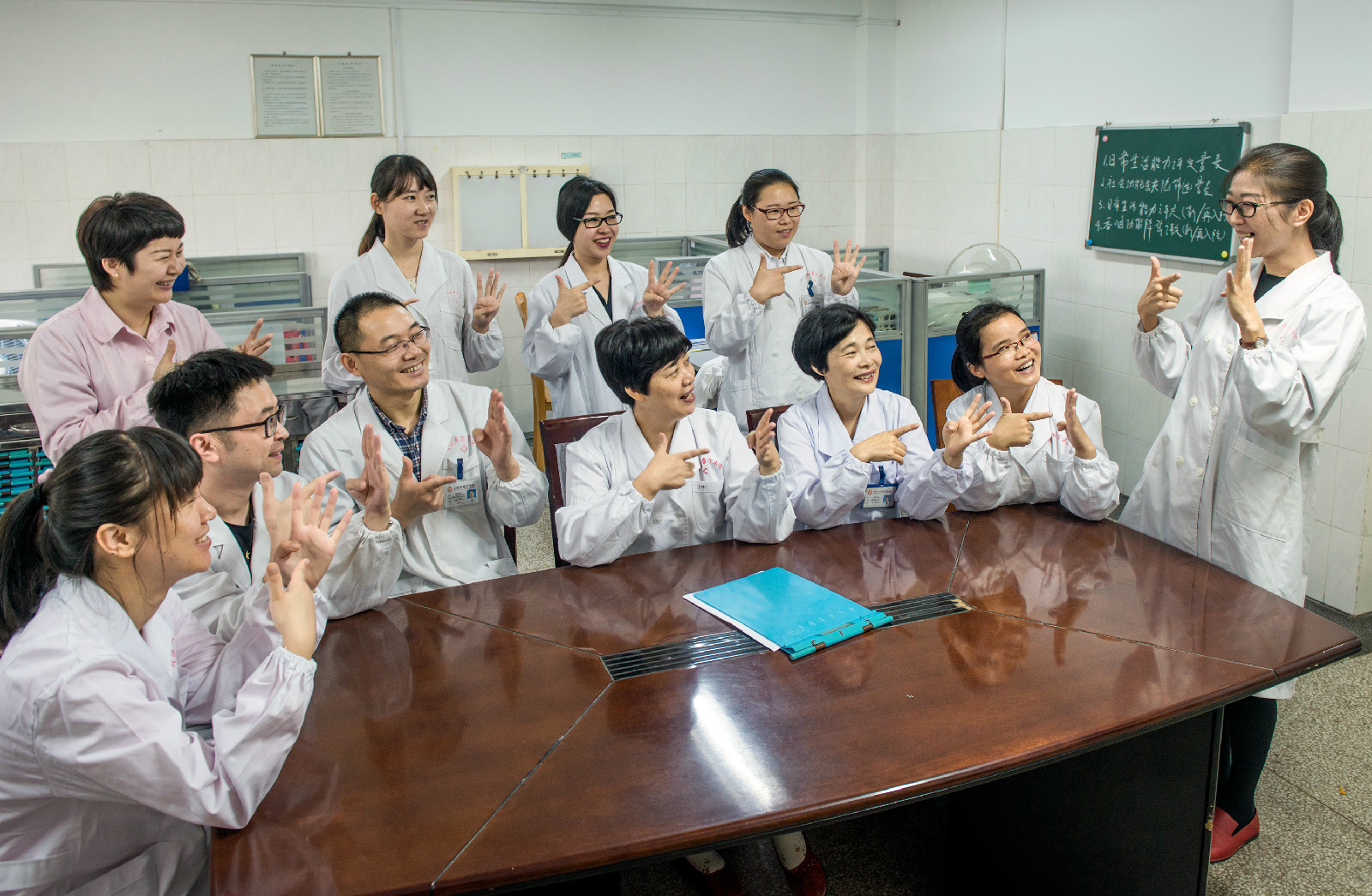 儿童.jpg 儿童.jpg